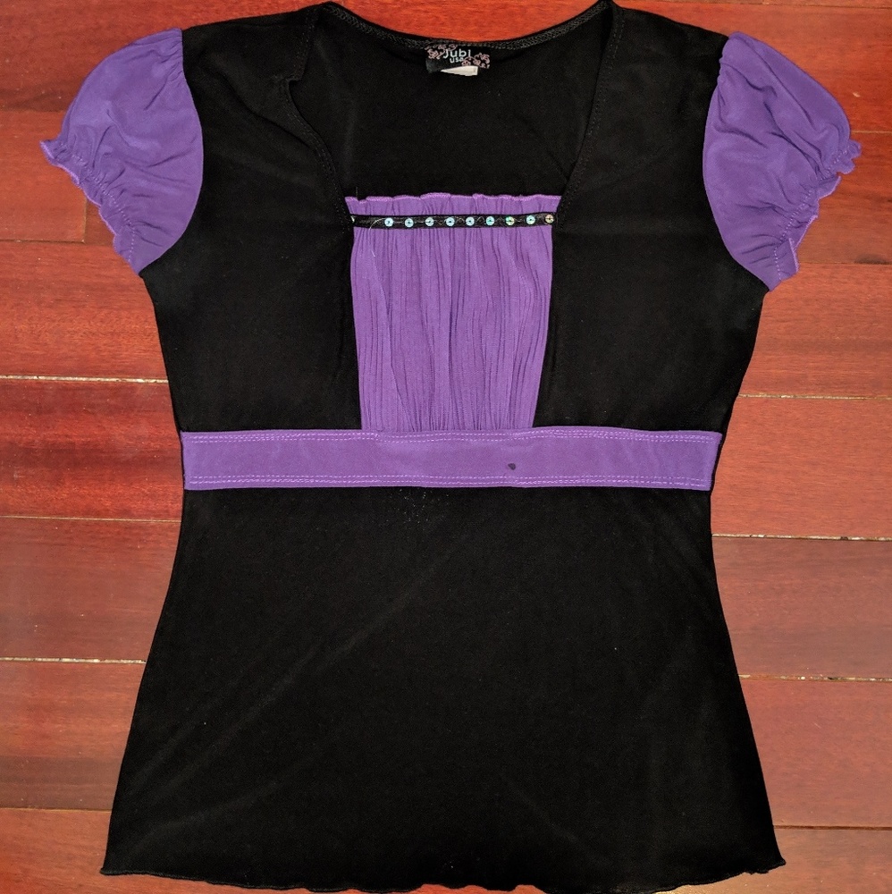 Small Black/Purple Formal Top